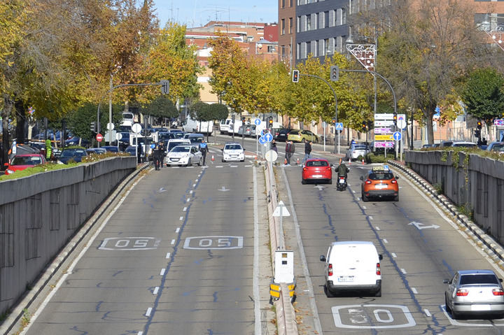 Una mujer se suicida tirándose al túnel de La Menina