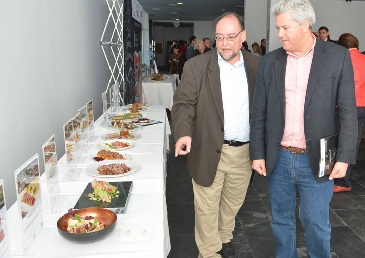 Imagen del Alcalde de Sanse, Narciso Romero junto al concejal de Desarrollo Local, Miguel Ángel Fernández