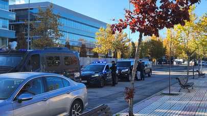 Zeleski colapsa las entradas del Soto de la Moraleja durante su visita a Indra